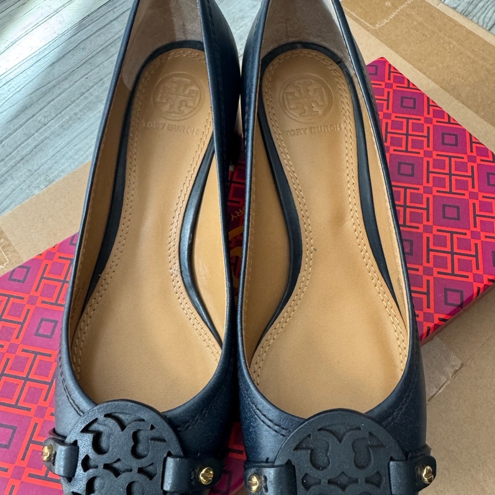 Tory Burch heels / blue color